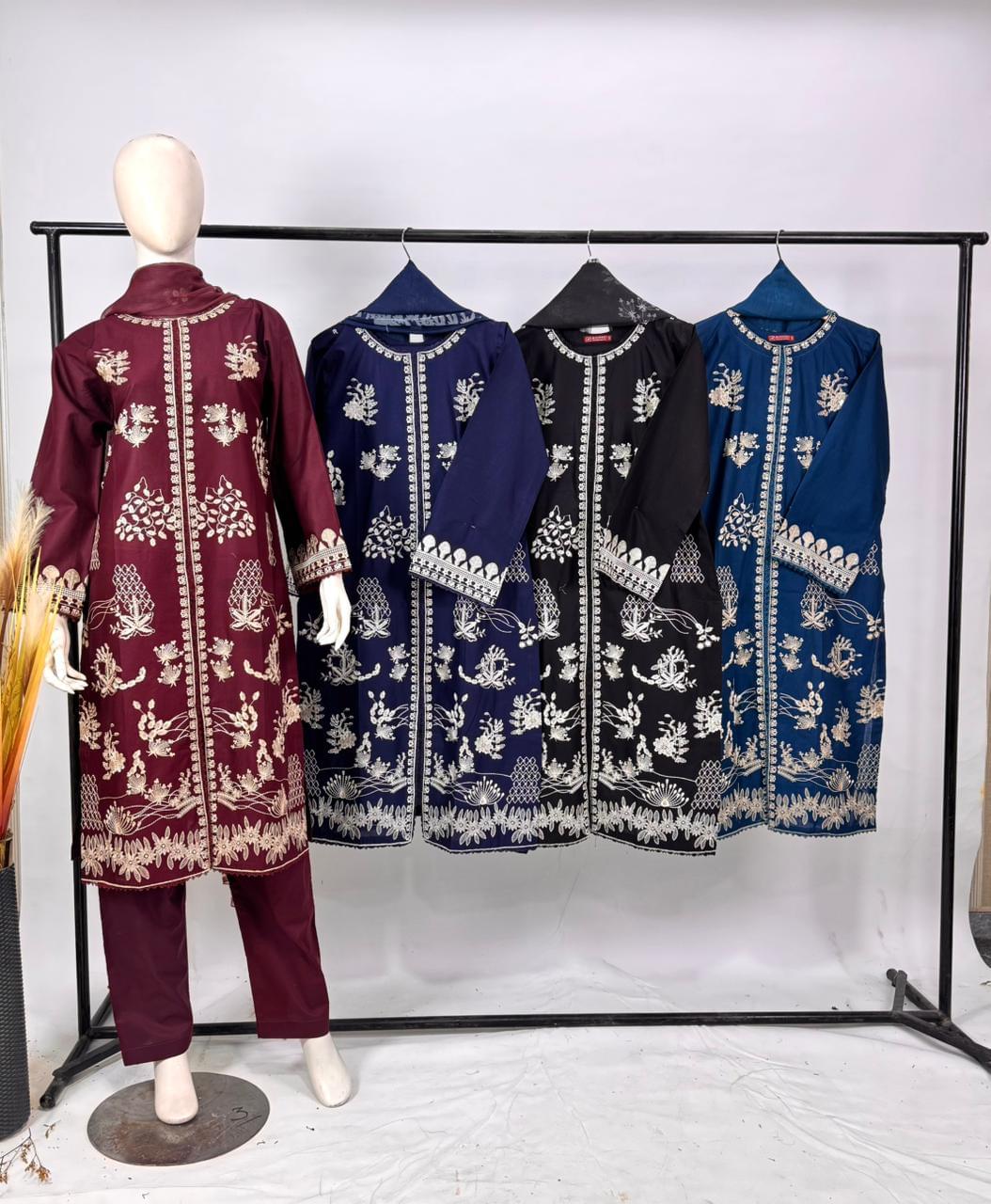 Premium Lawn 3-Piece Suit – Elegant Swiss Lawn Dupatta